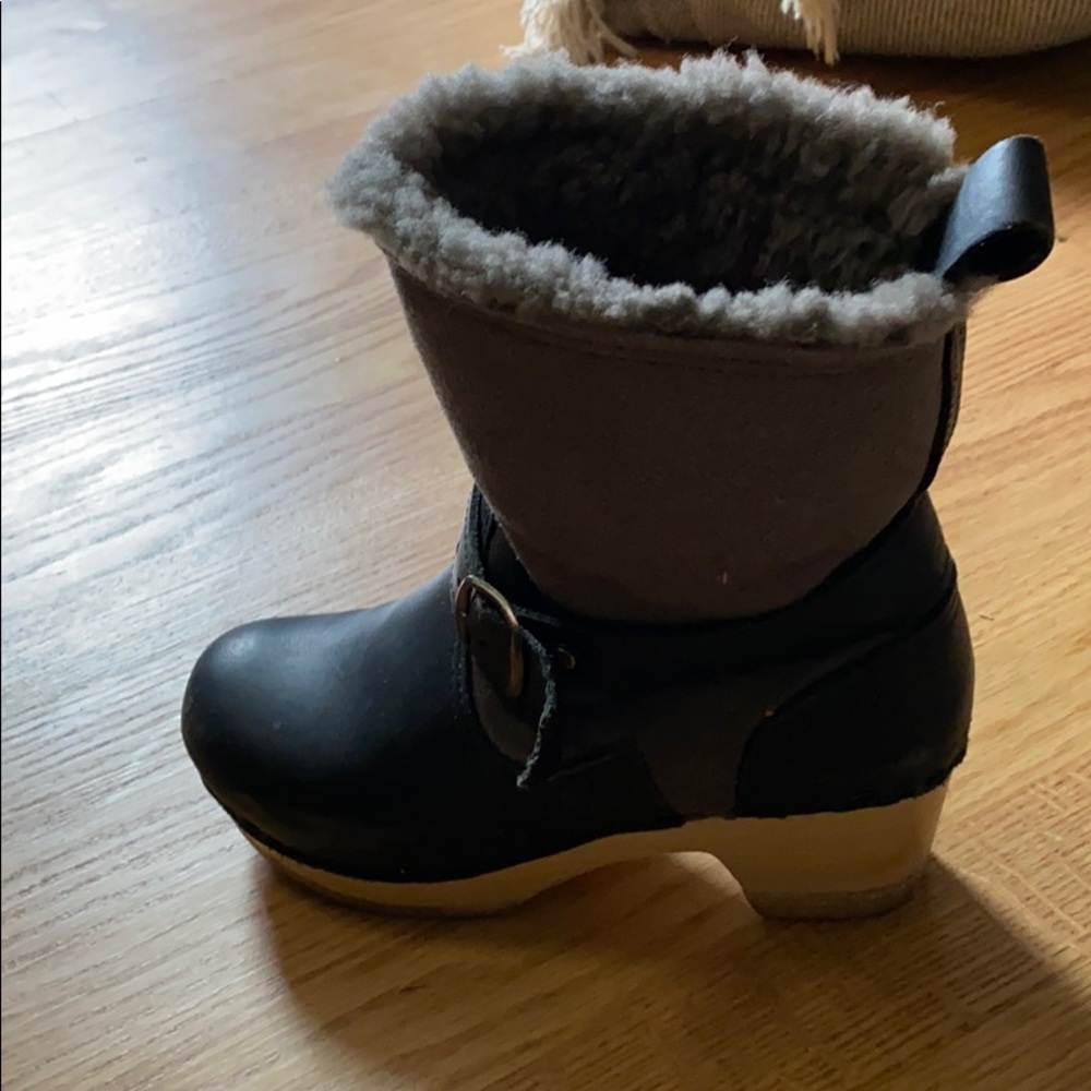 Sven Clog Booties With Fur Lining - image 2